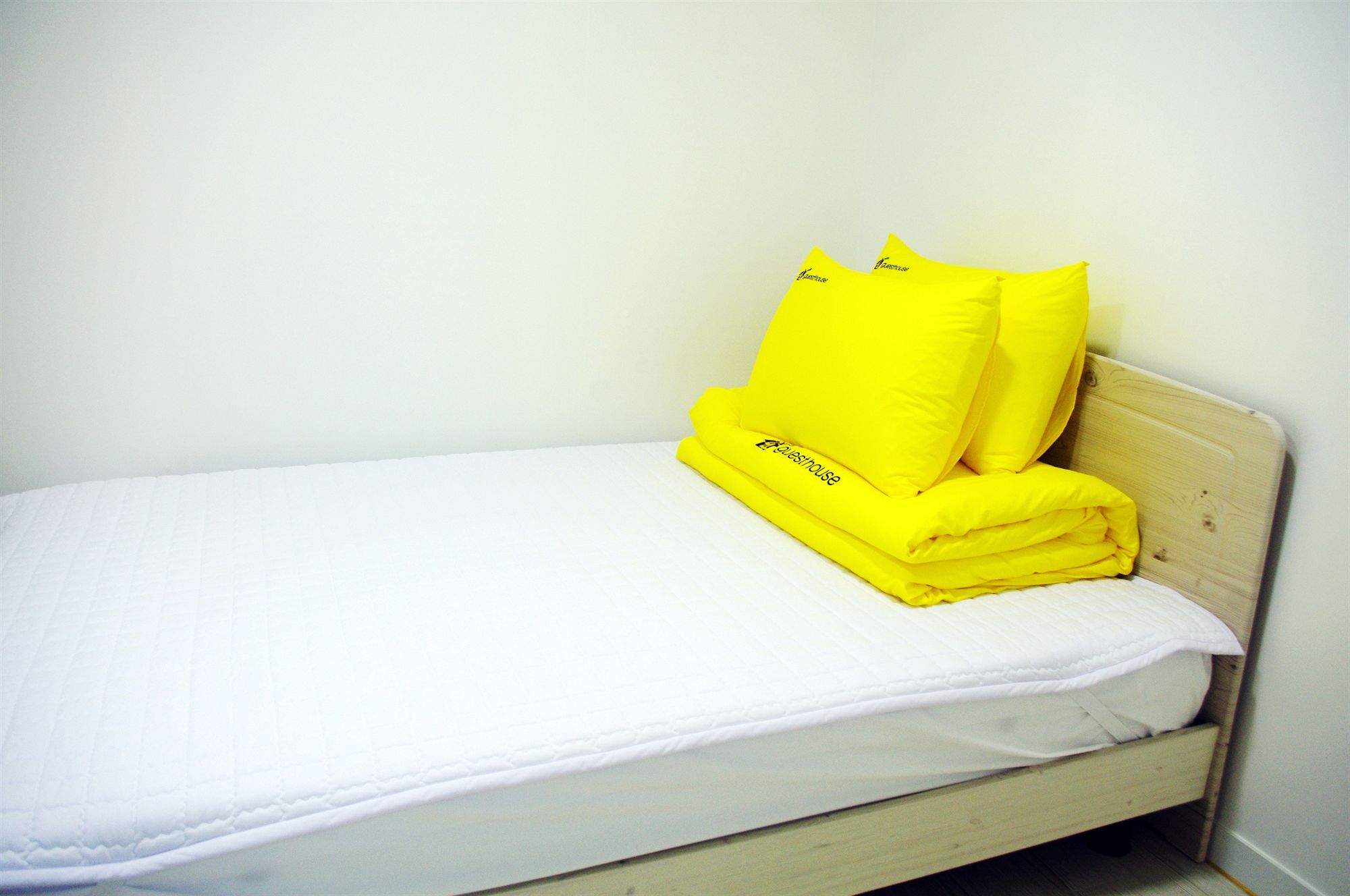 24 Guesthouse Yeosu Dış mekan fotoğraf