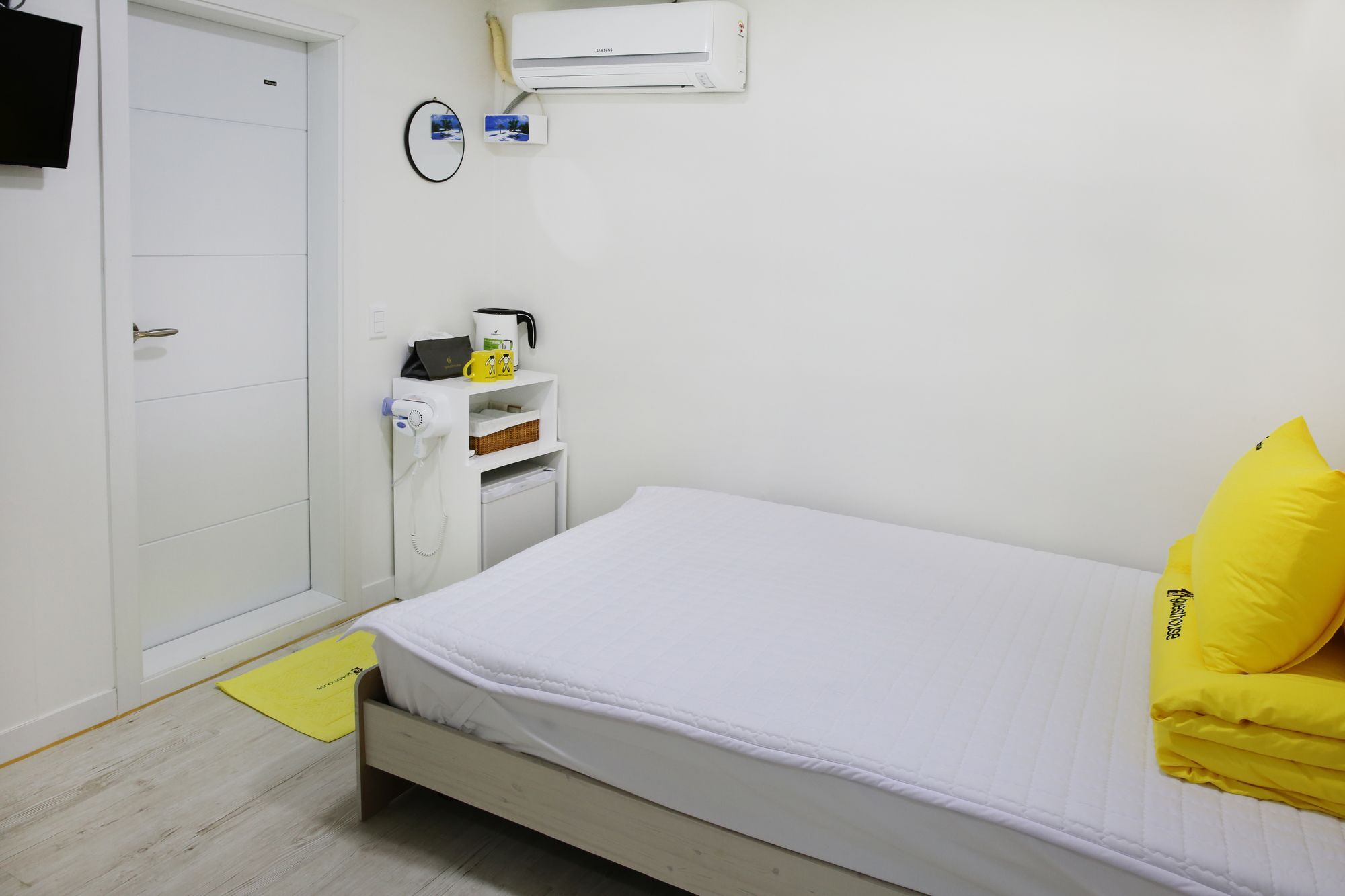24 Guesthouse Yeosu Dış mekan fotoğraf