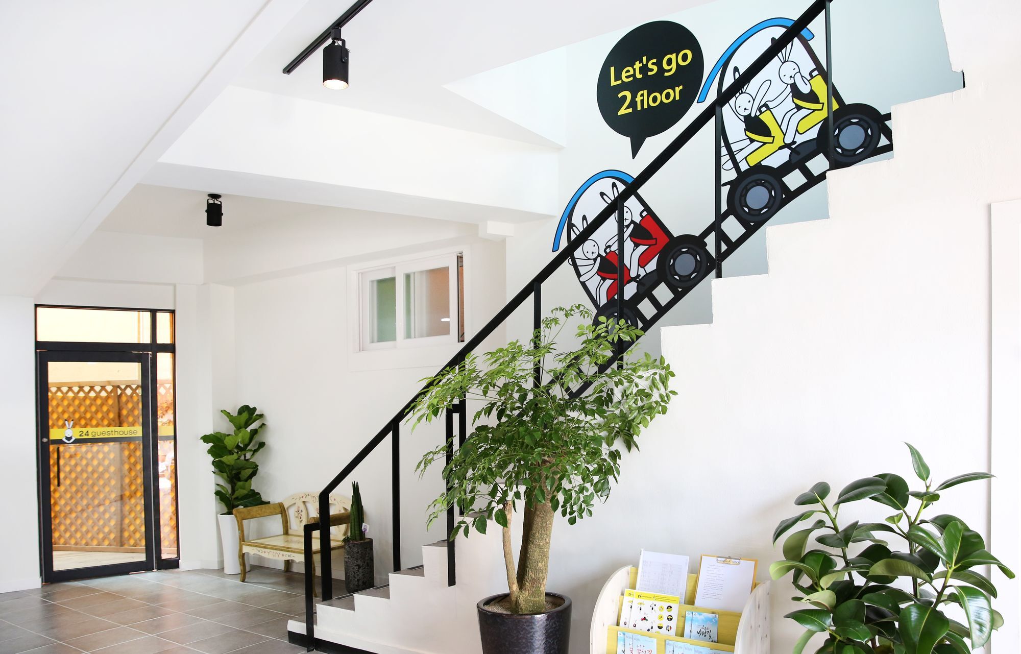 24 Guesthouse Yeosu Dış mekan fotoğraf